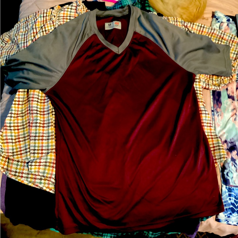 Sports shirt